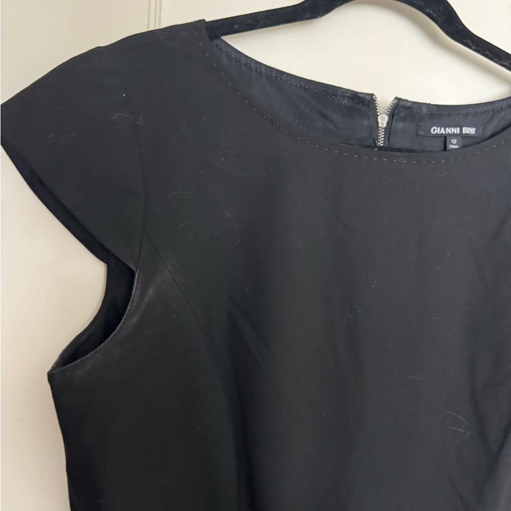 Gianni Bini Black Peplum Cap Sleeve Dress - Picture 3 of 6